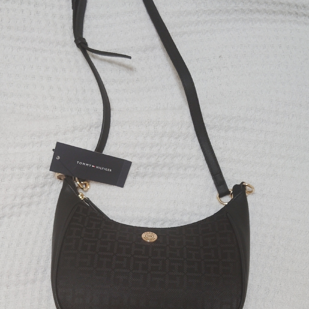 Tommy Hilfiger Black Shoulder Bag